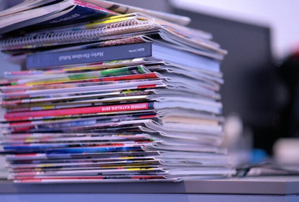 Comment occuper ses ados avec des magazines pendant les vacances ?