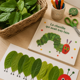Illustration colorée de La Chenille Affamée, un classique de la littérature enfantine.