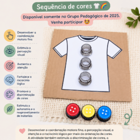 Enfants jouant avec des boutons colorés pour développer leur motricité fine.
