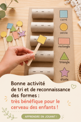 Enfant jouant à un jeu de tri et de reconnaissance des formes, stimulant son cerveau.