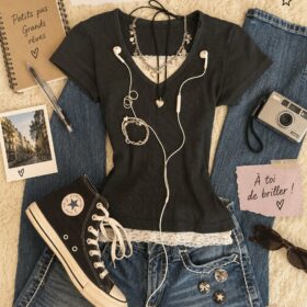 Une jeune fille portant une tenue girly moderne pour la rentrée scolaire en ville.